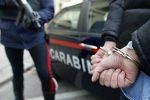 mfront_carabinieri_arresto.jpg