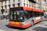 7137717-roma--13-maggio-autobus-di-iveco-operati-da-atac-il-13-maggio-2010-a-roma-atac--l-operatore-principa.jpg